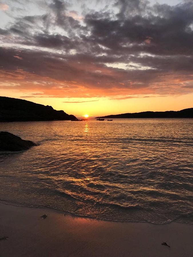 North Coast 500 Pods Hotell Achmelvich Exteriör bild