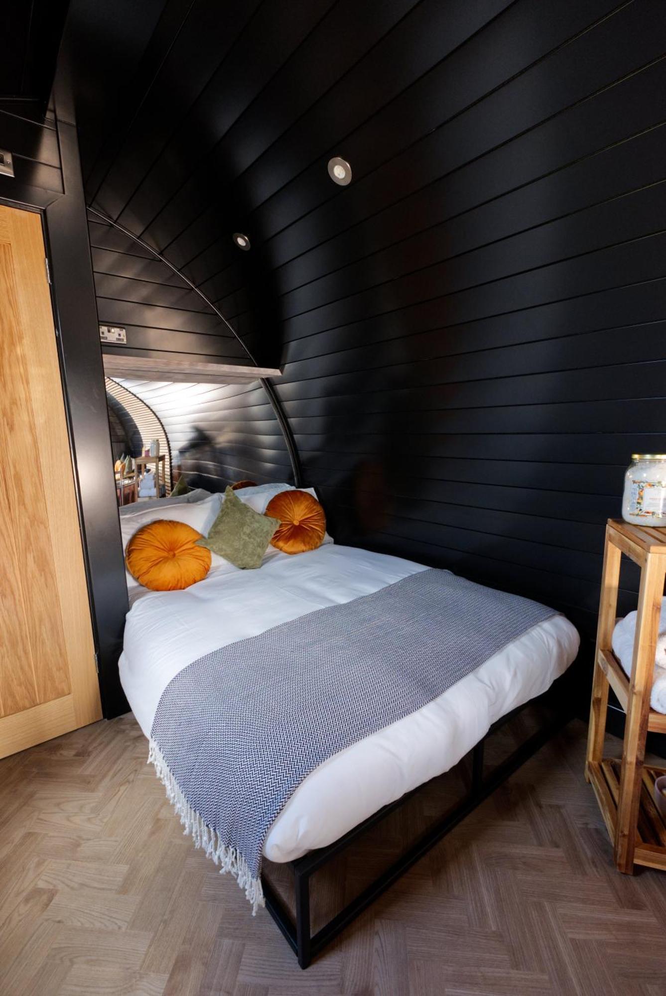 North Coast 500 Pods Hotell Achmelvich Exteriör bild
