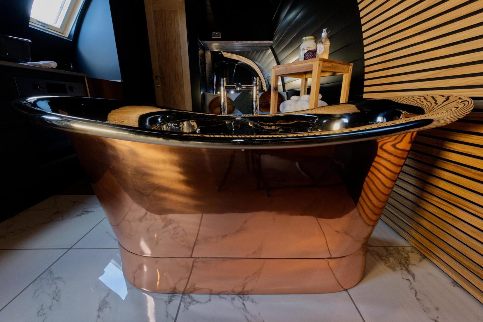 North Coast 500 Pods Hotell Achmelvich Exteriör bild